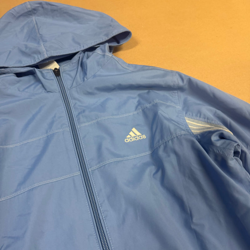Detailansicht: Sourced limited accessories and clothes Adidas vintage Y2K blue track jacket – Logo, Nähte oder Material