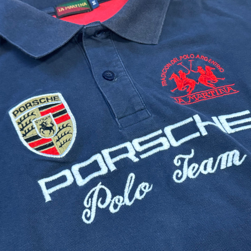 Detailansicht: Sourced limited accessories and clothes La Martina Porsche navy blue polo shirt – Logo, Nähte oder Material