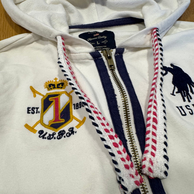 Detailansicht: Sourced limited accessories and clothes US Polo Assn vintage white zipped hoodie – Logo, Nähte oder Material