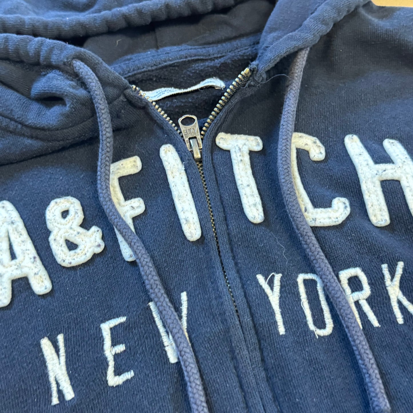 Abercrombie & Fitch New York zip-up hoodie