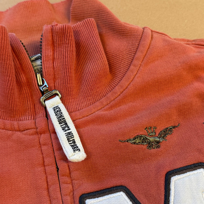 Detailansicht: Sourced limited accessories and clothes Aeronautica Militare orange zip-up jacket – Logo, Nähte oder Material