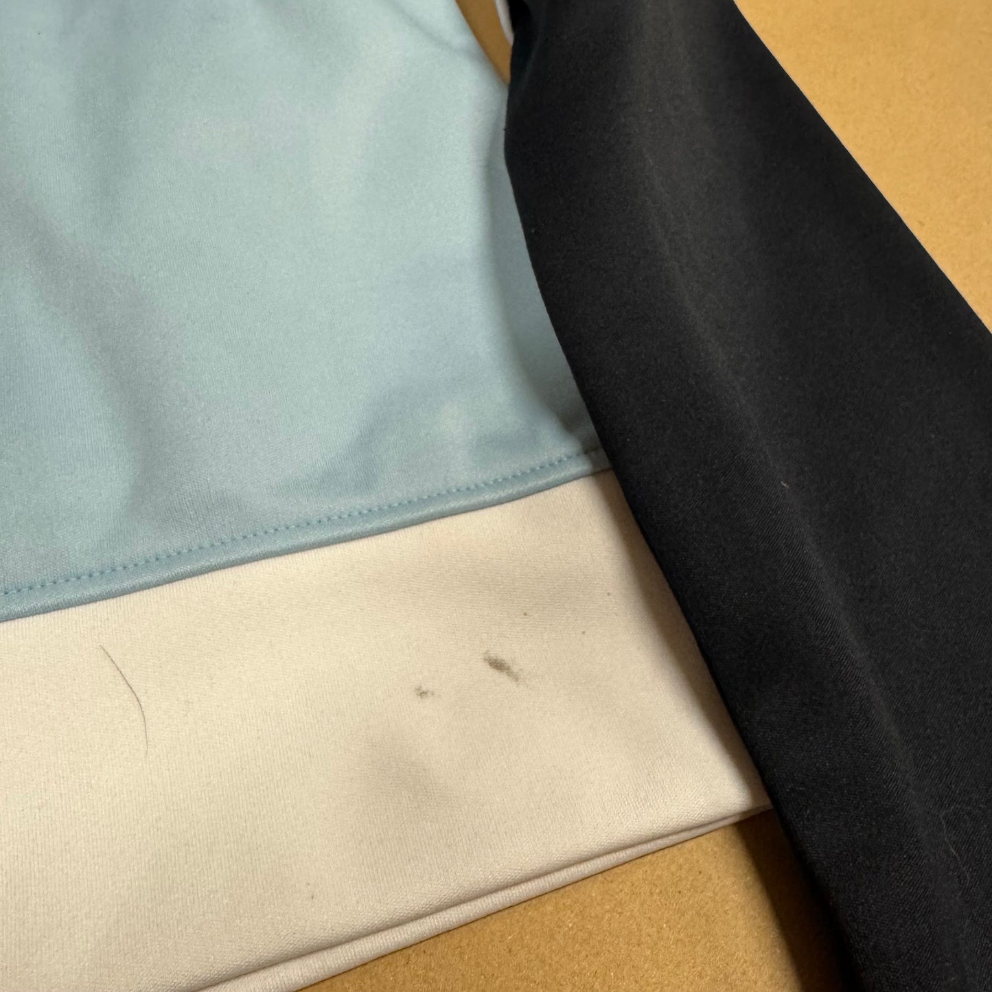 Airness streetwear style white track jacket