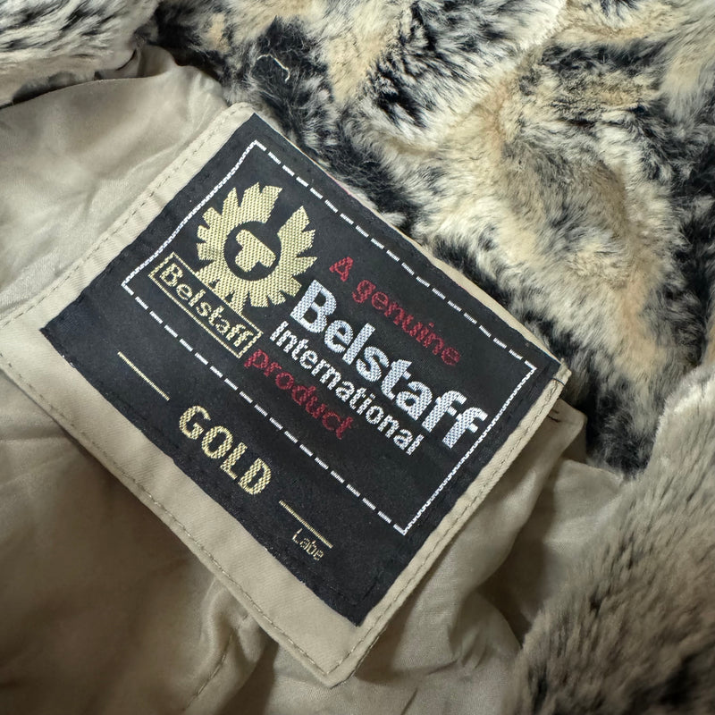 Detailansicht: Sourced limited accessories and clothes Belstaff vintage cream women’s jacket – Logo, Nähte oder Material