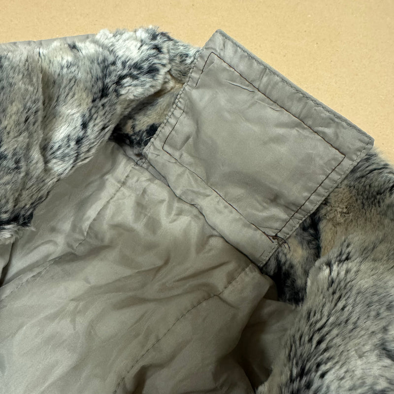 Detailansicht: Sourced limited accessories and clothes Belstaff vintage cream women’s jacket – Logo, Nähte oder Material