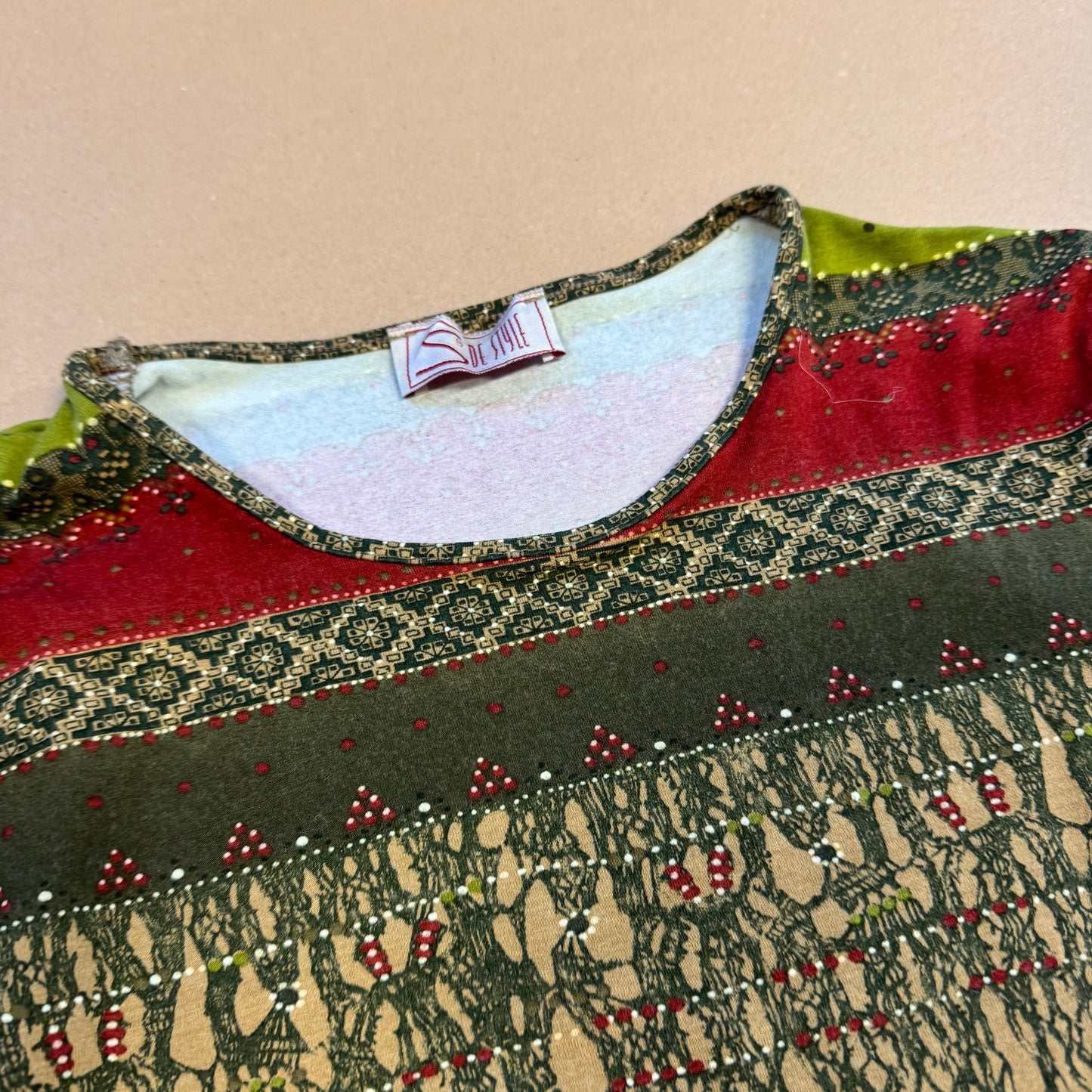 Sde Styles vintage Y2K women’s long sleeve tee