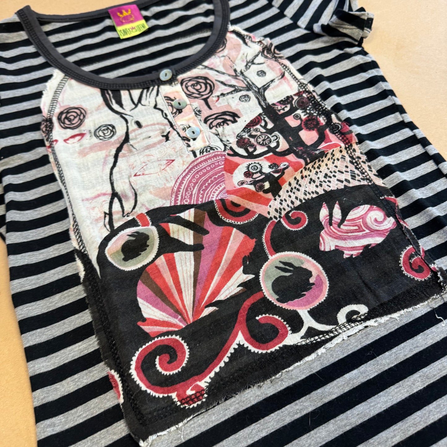 Save the Queen vintage striped Y2K women’s t-shirt