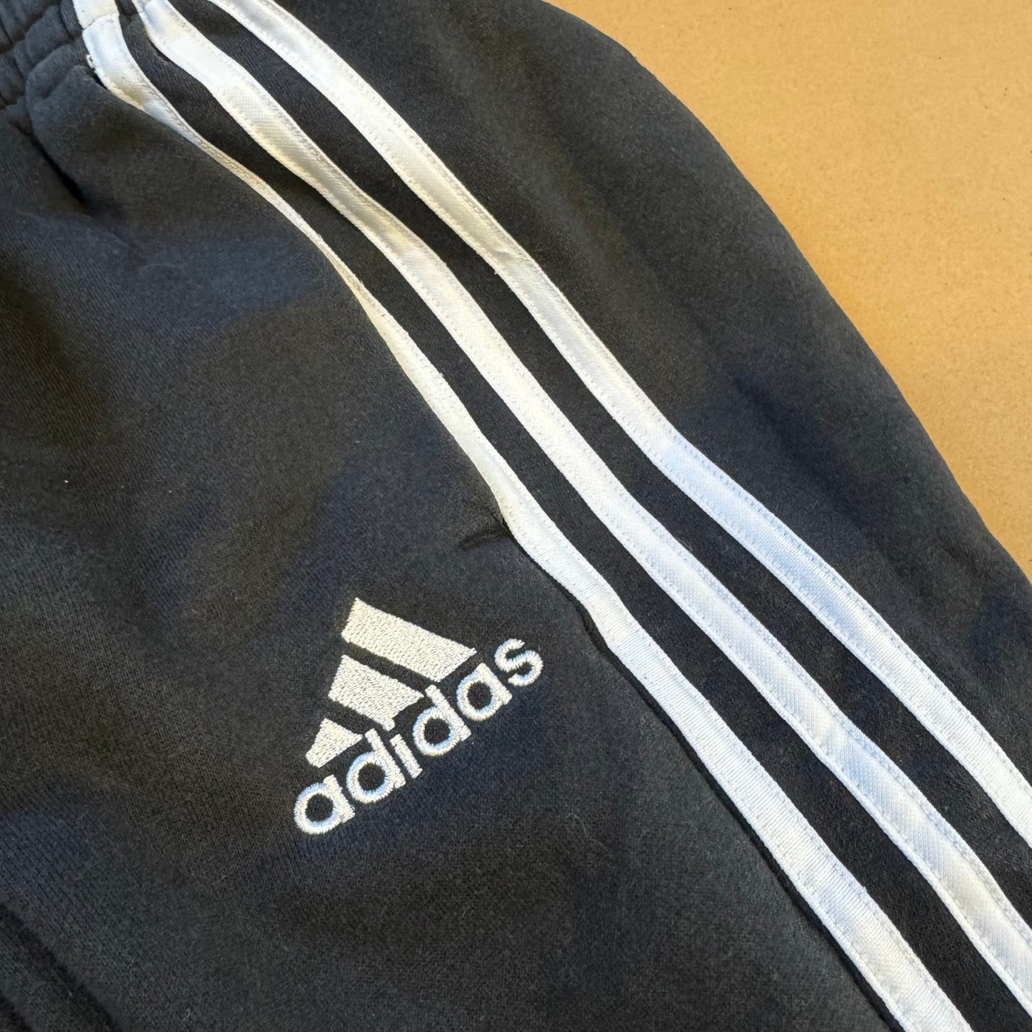 Adidas three stripes vintage sweatpants