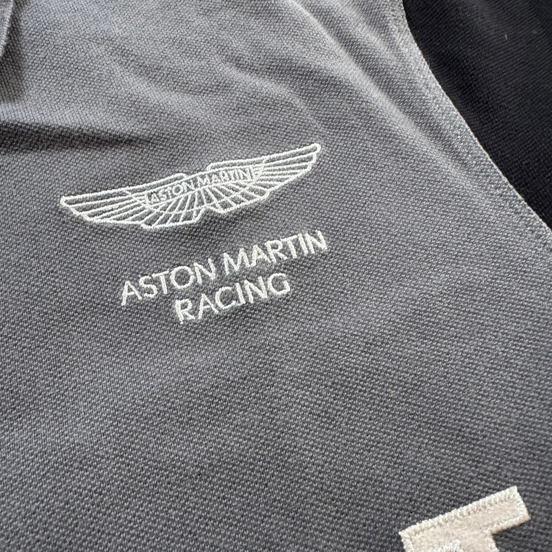 Detailansicht: Sourced limited accessories and clothes Hackett London Aston Martin Racing grey poloshirt – Logo, Nähte oder Material