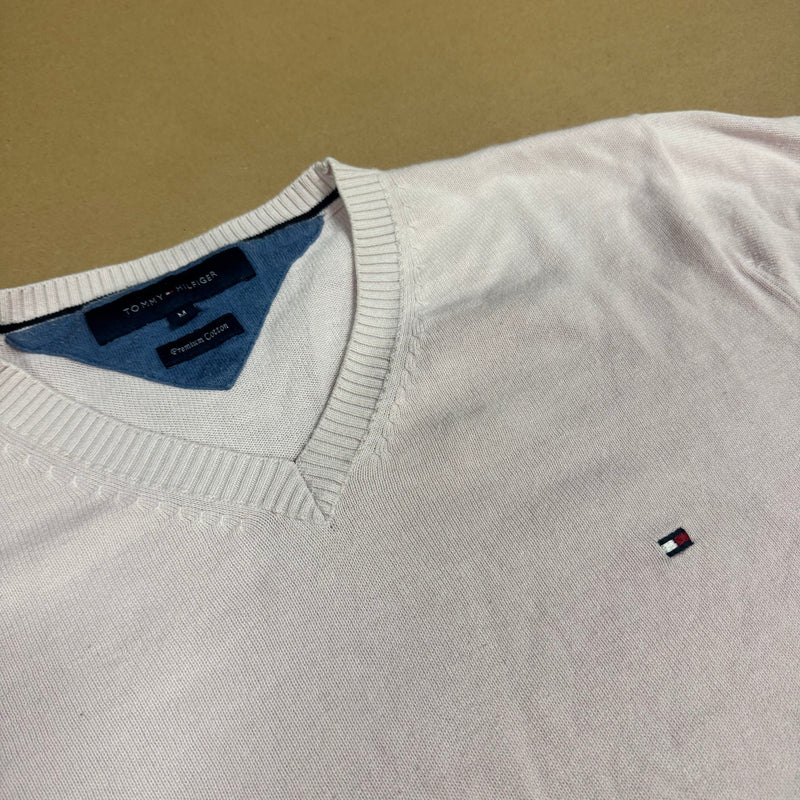Detailansicht: Sourced limited accessories and clothes Tommy Hilfiger light pink sweatshirt – Logo, Nähte oder Material