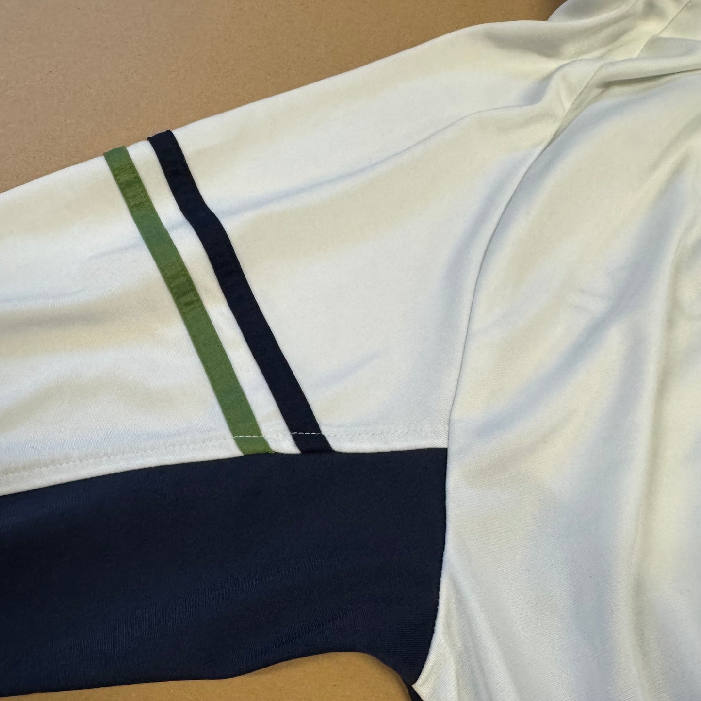 Reebok vintage white 00s track jacket