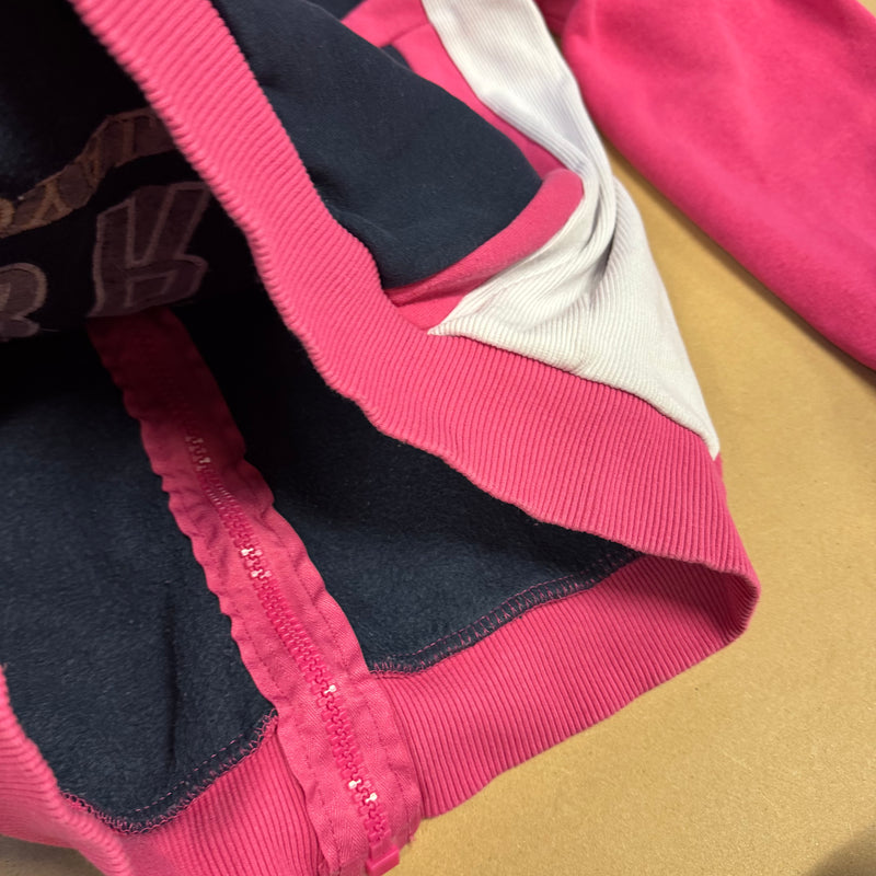 Detailansicht: Sourced limited accessories and clothes Geographical Norway Brazil Royal Polo hoodie – Logo, Nähte oder Material