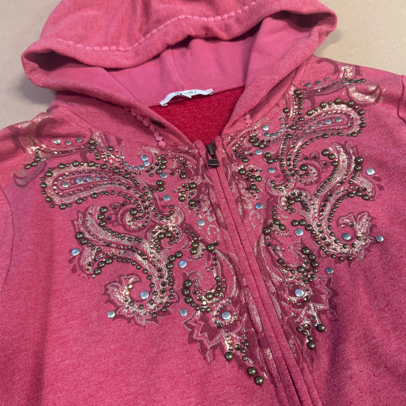 Detailansicht: Sourced limited accessories and clothes Miss Me rhinestones Y2K zip-up hoodie – Logo, Nähte oder Material