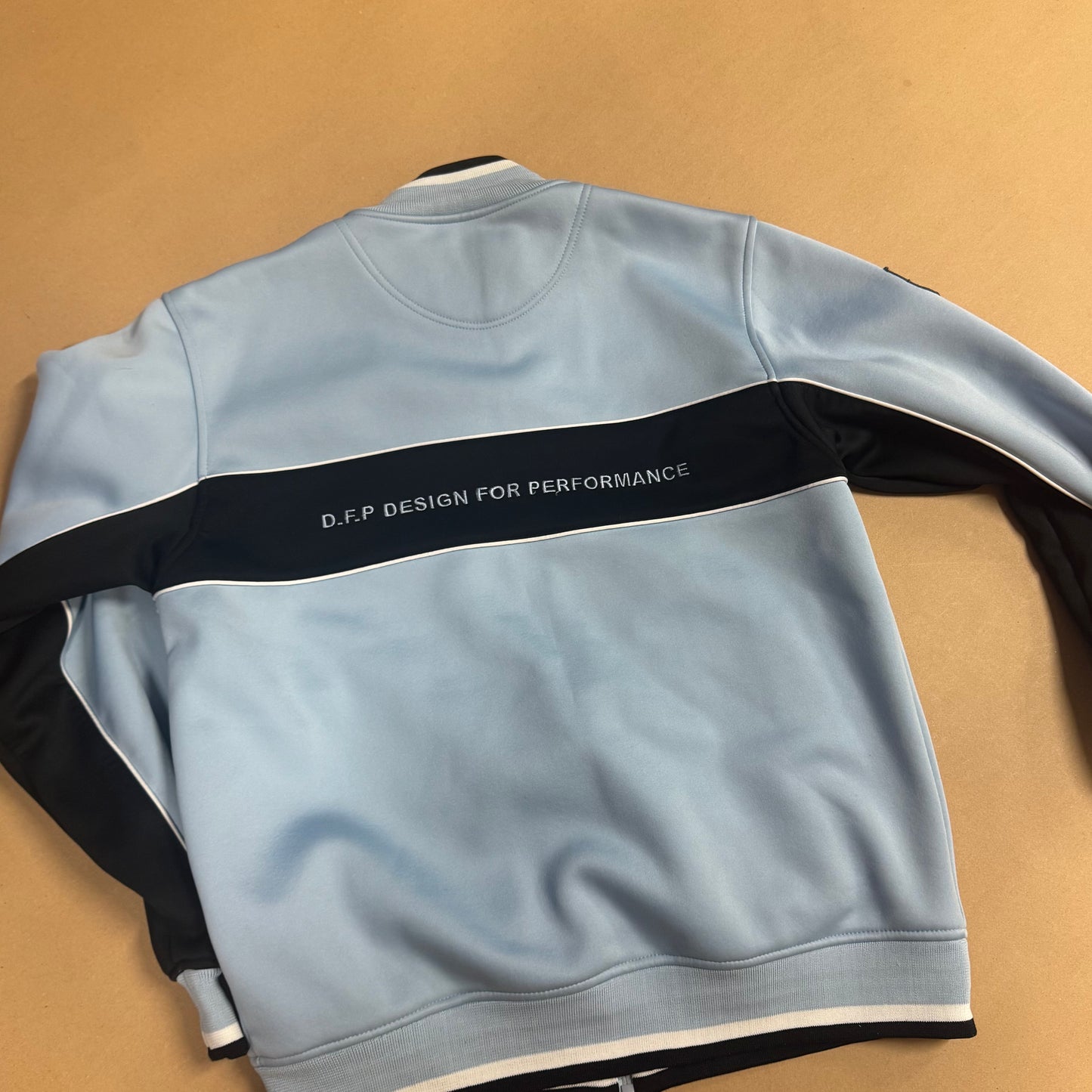 Airness streetwear 00s sky blue track jacket
