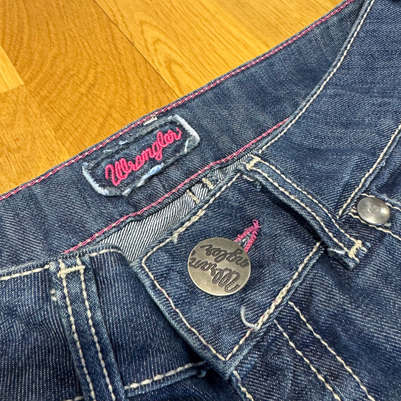 Detailansicht: Sourced limited accessories and clothes Wrangler Y2K wide leg vintage jeans – Logo, Nähte oder Material