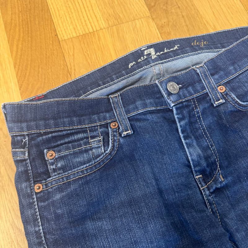 Detailansicht: Sourced limited accessories and clothes Seven for All Mankind wide leg women’s jeans – Logo, Nähte oder Material