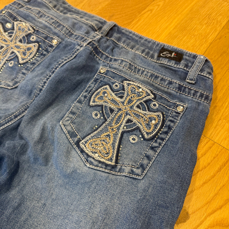 Detailansicht: Sourced limited accessories and clothes Earl Y2K high waist straight vintage jeans – Logo, Nähte oder Material