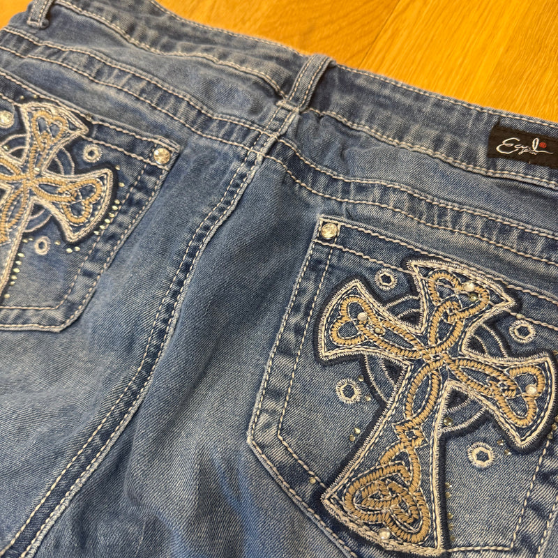 Detailansicht: Sourced limited accessories and clothes Earl Y2K high waist straight vintage jeans – Logo, Nähte oder Material