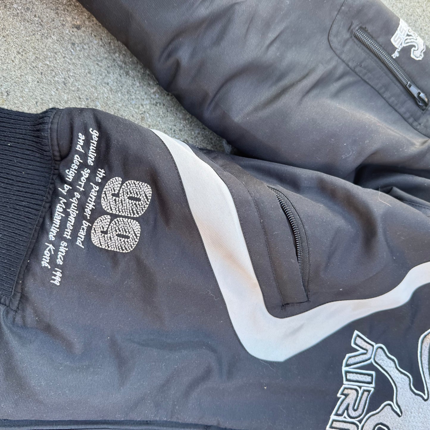 Airness streetwear style black jacket