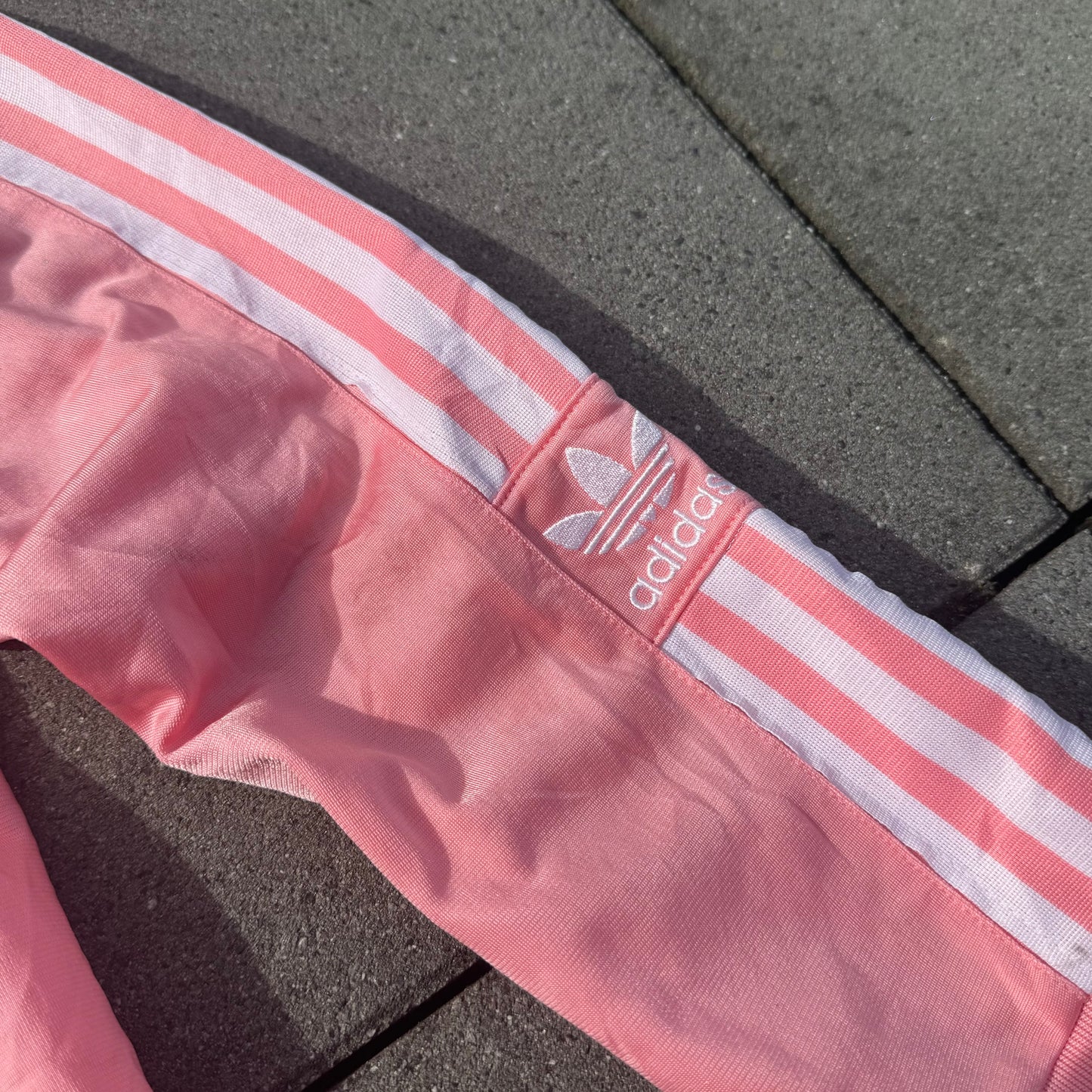 Adidas Y2K vintage pink track jacket