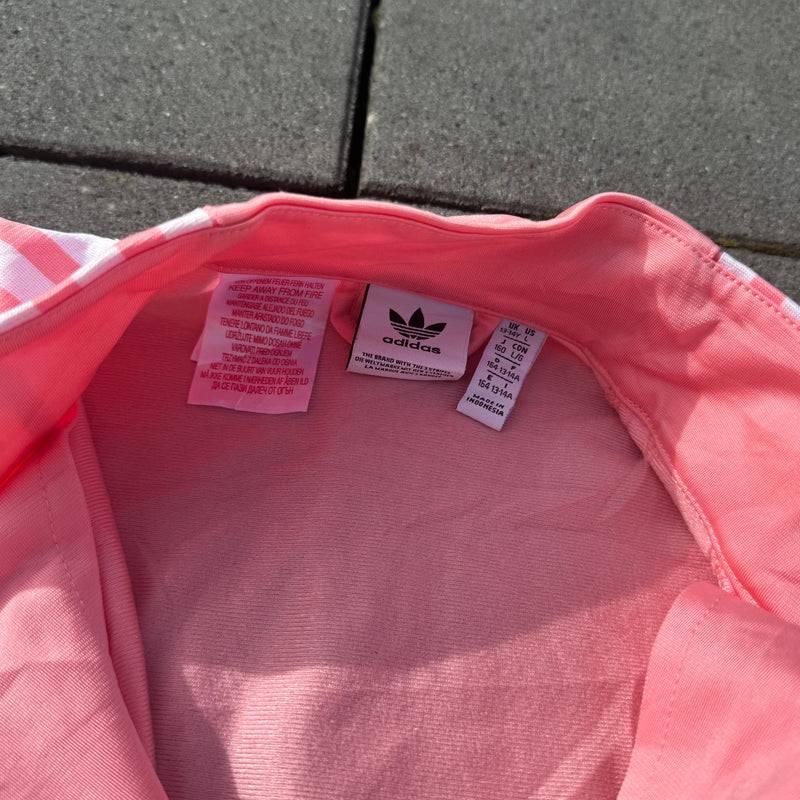 Detailansicht: Sourced limited accessories and clothes Adidas Y2K vintage pink track jacket – Logo, Nähte oder Material