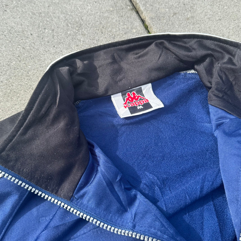 Detailansicht: Sourced limited accessories and clothes Kappa vintage blue 00s track jacke – Logo, Nähte oder Material