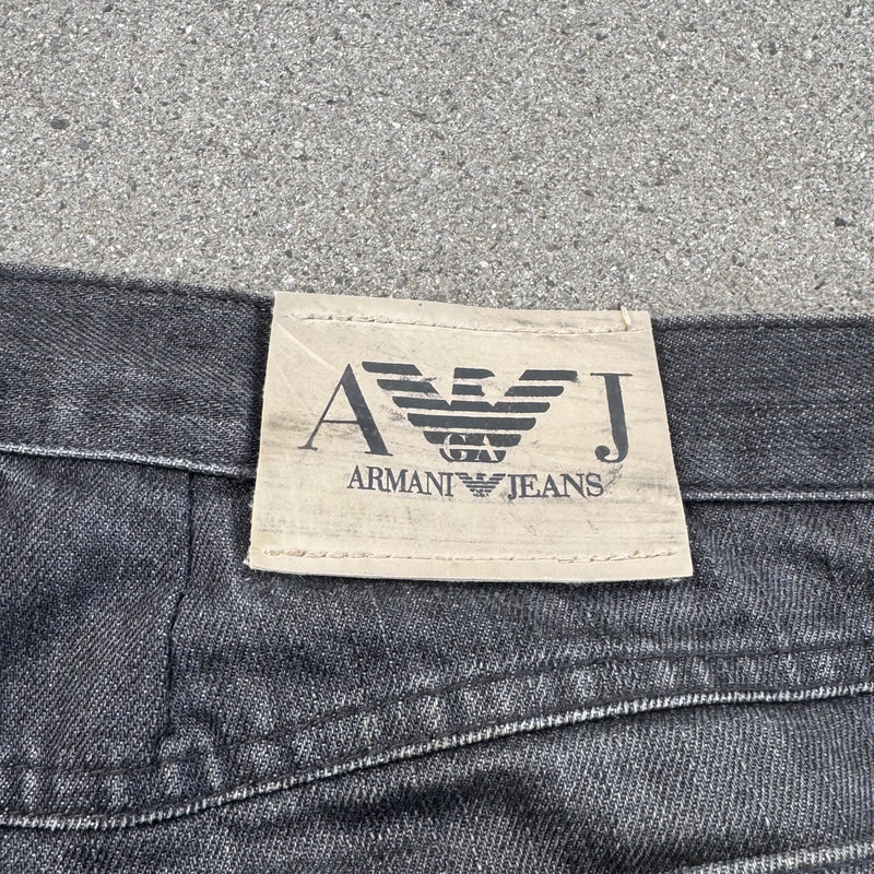 Detailansicht: Sourced limited accessories and clothes Armani vintage stone washed baggy jeans – Logo, Nähte oder Material