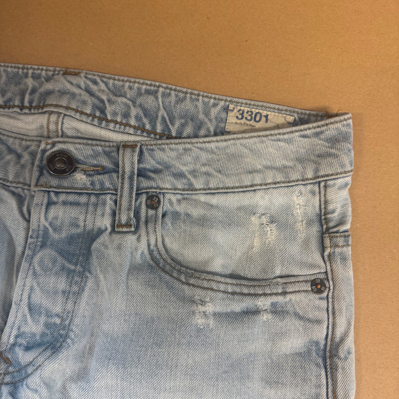 Detailansicht: Sourced limited accessories and clothes G-Star Raw light blue denim jeans – Logo, Nähte oder Material