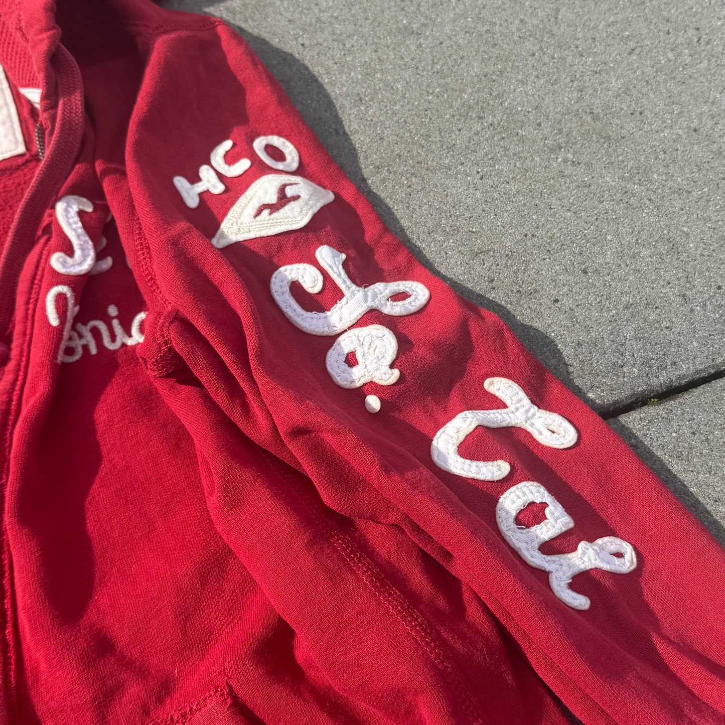 Hollister Santa Monica red Y2K hoodie