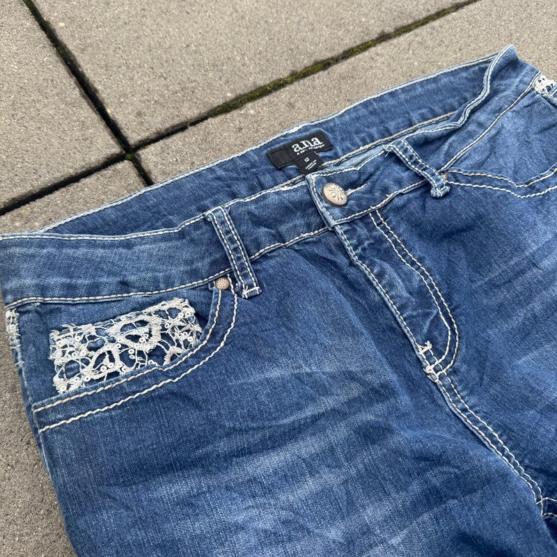 Detailansicht: Sourced limited accessories and clothes Ana Y2K vintage glitter wide leg jeans – Logo, Nähte oder Material