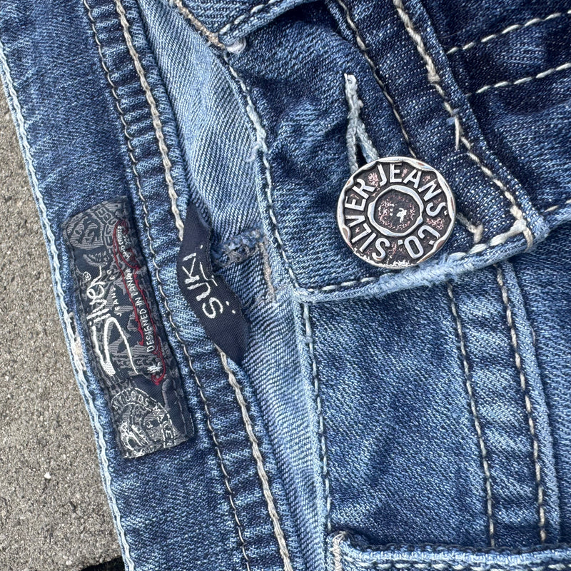 Detailansicht: Sourced limited accessories and clothes Silven Y2K glitter vintage wide leg jeans – Logo, Nähte oder Material
