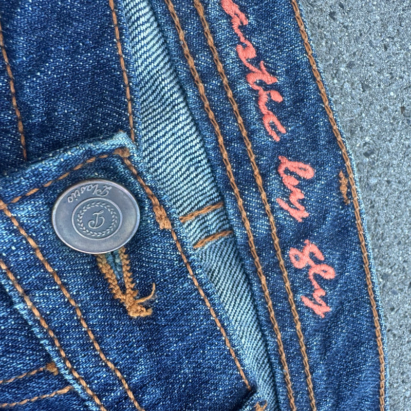 Detailansicht: Sourced limited accessories and clothes Plastie by Sly vintage wide leg jeans – Logo, Nähte oder Material