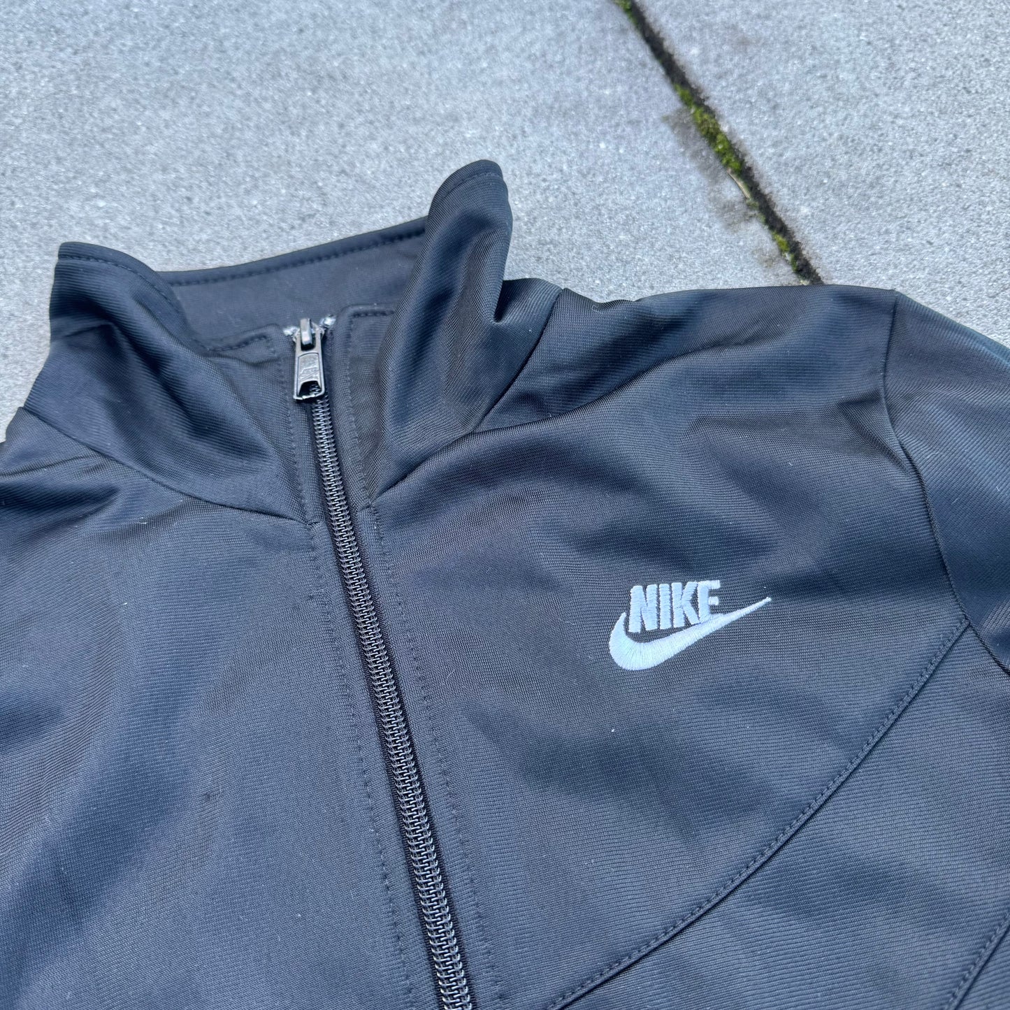 Nike Y2K black women’s track jacket