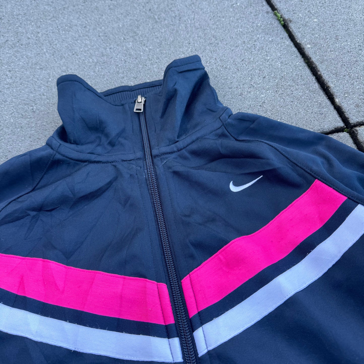 Nike Y2K vintage women’s track jacket