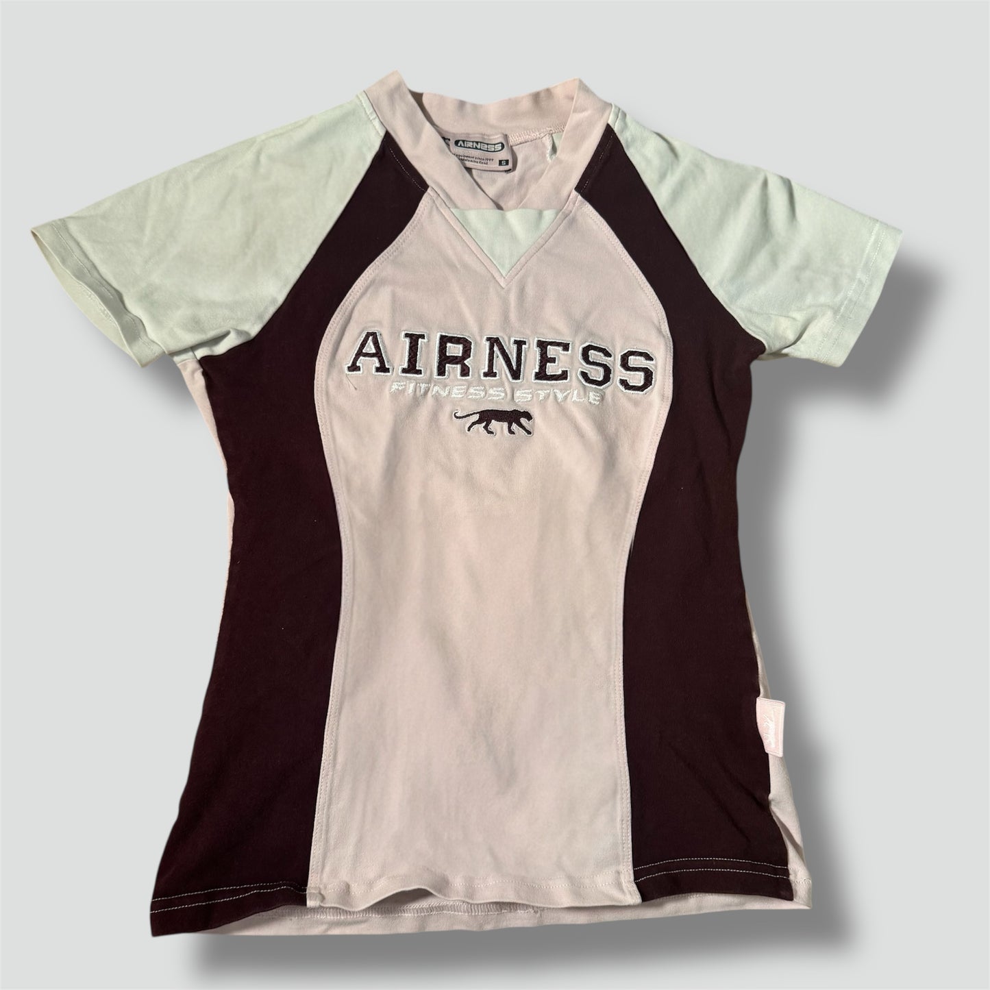 Vintage cute Airness streetwear shirt