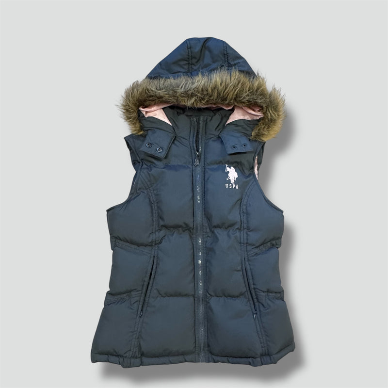 Sourced limited accessories and clothes US Polo Assn fur hood puffer vest – Secondhand Streetwear
