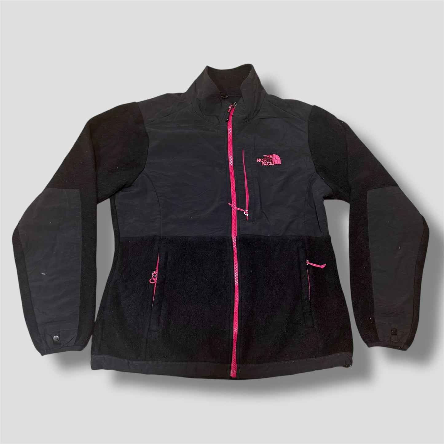 The North Face black women’s fleece jacket