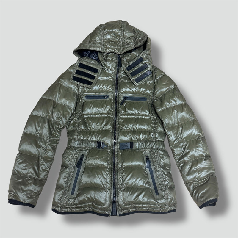 Sourced limited accessories and clothes Burberry Sport khaki down winter jacket – Secondhand Streetwear