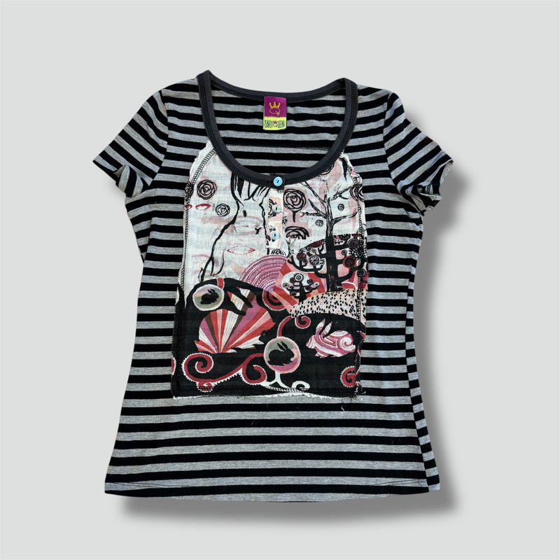 Sourced limited accessories and clothes Save the Queen vintage striped Y2K women’s t-shirt – Secondhand Streetwear