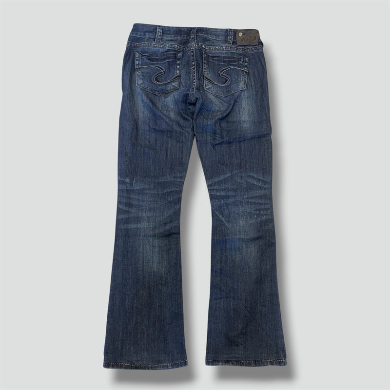 Sourced limited accessories and clothes Silven kingstone y2k bootcut jeans – Secondhand Streetwear