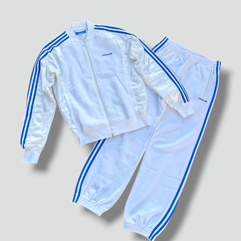 Sourced limited accessories and clothes Adidas white streetwear sweat track set (jacket and pants) – Secondhand Streetwear