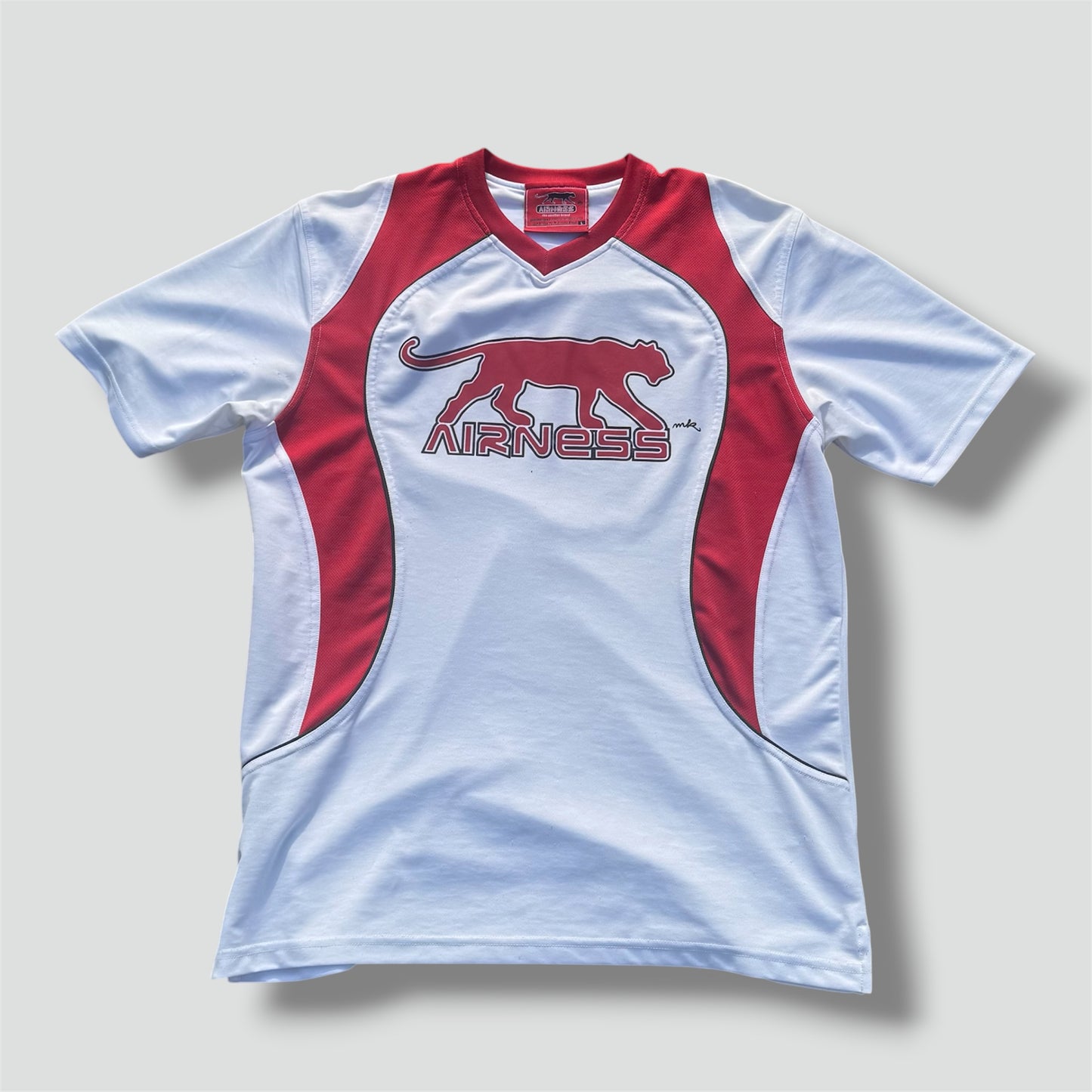 Airness streetwear white sports t-shirt