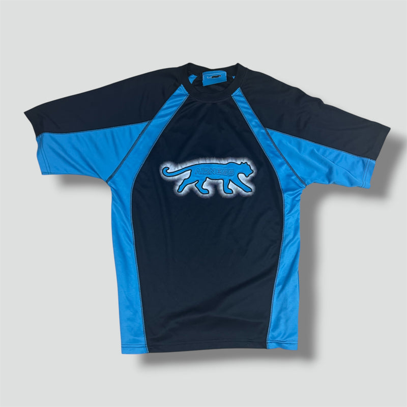 Sourced limited accessories and clothes Airness streetwear 00s black sports t-shirt – Secondhand Streetwear