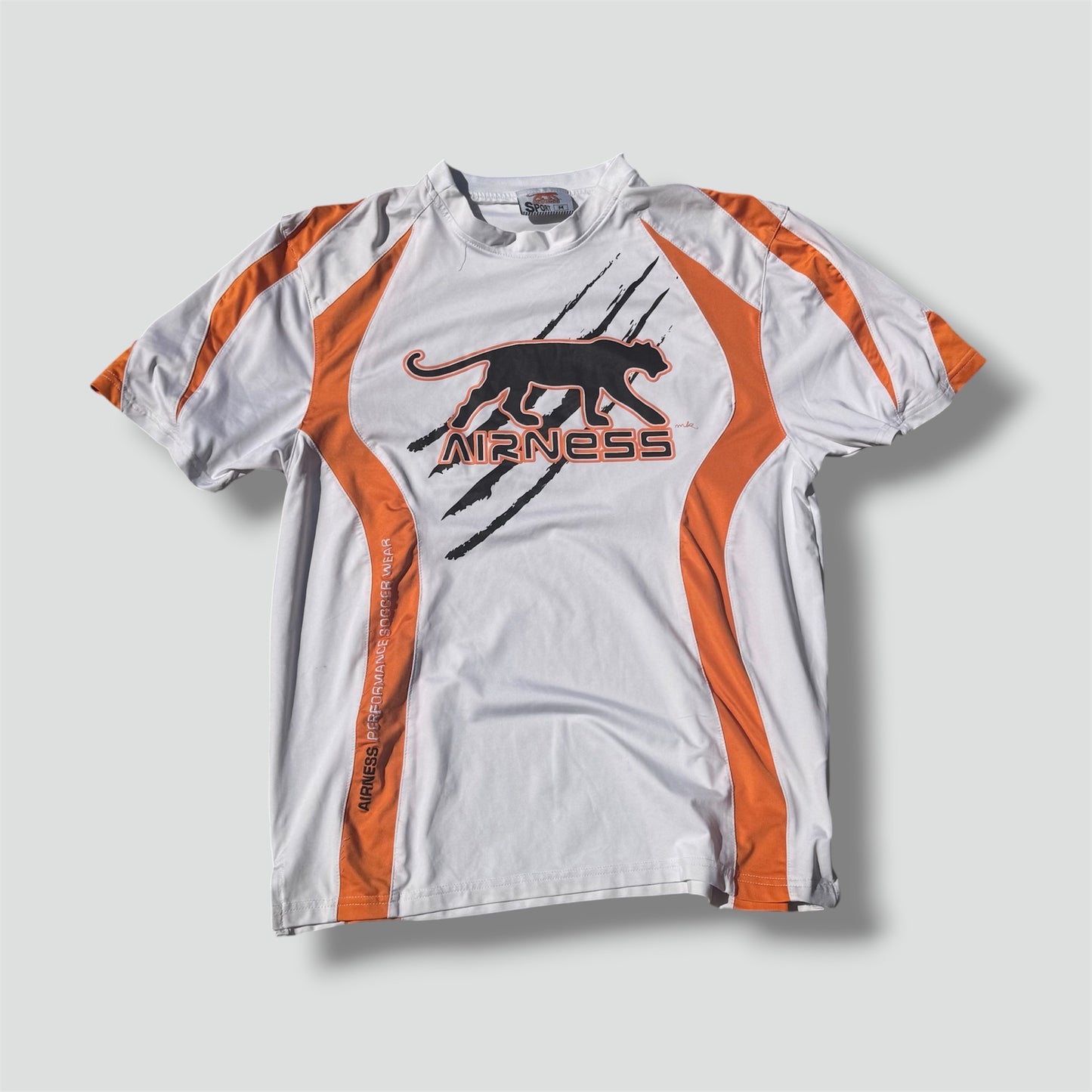 Airness streetwear 00s white t-shirt