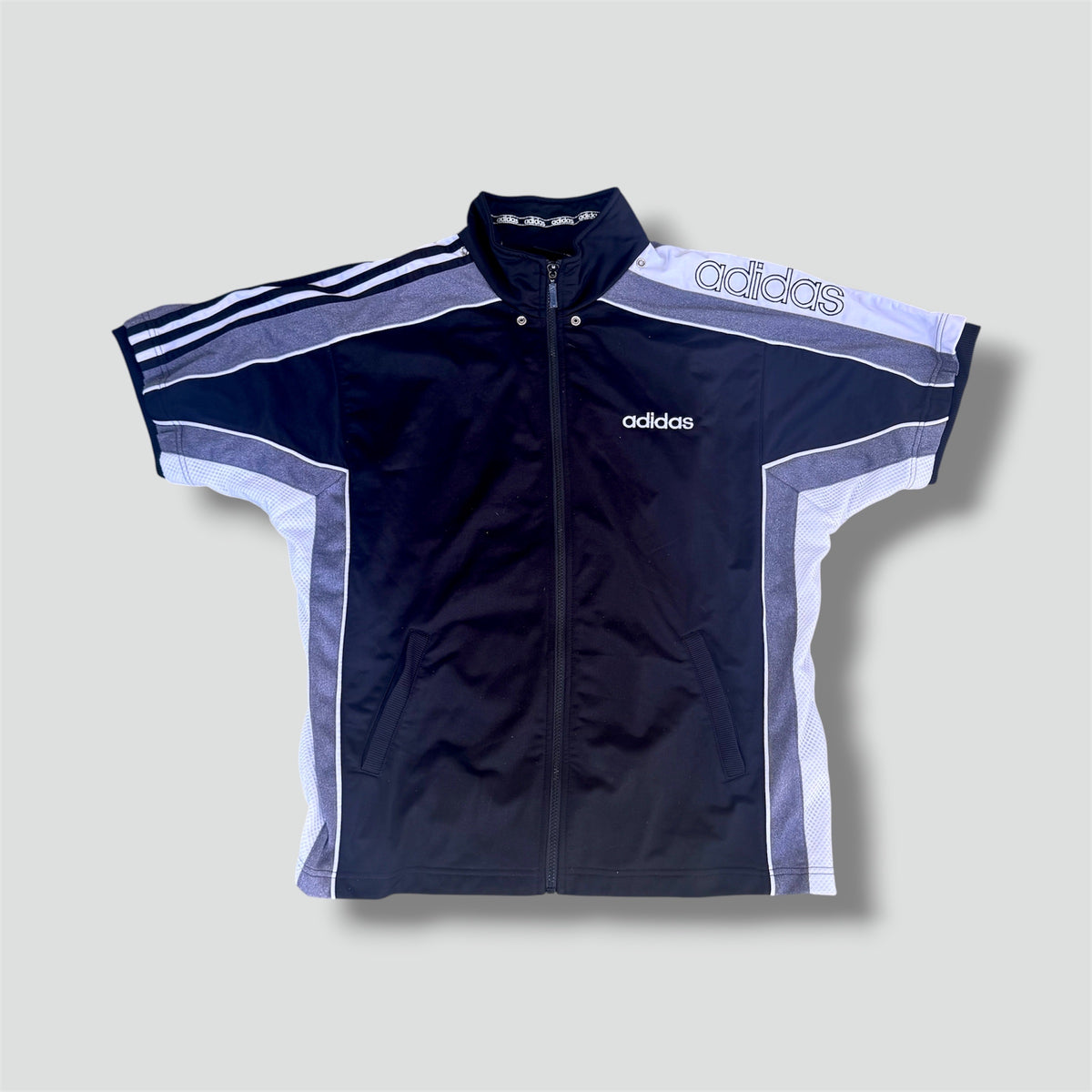 Adidas 00s retro sleeveless track jacket