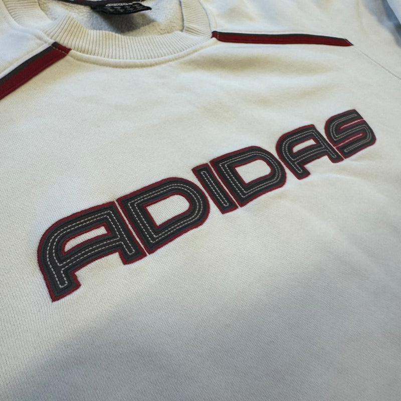 Detailansicht: Sourced limited accessories and clothes Adidas streetwear 00s white sweatshirt – Logo, Nähte oder Material