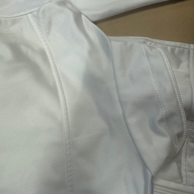 Detailansicht: Sourced limited accessories and clothes Adidas white women’s track jacket – Logo, Nähte oder Material