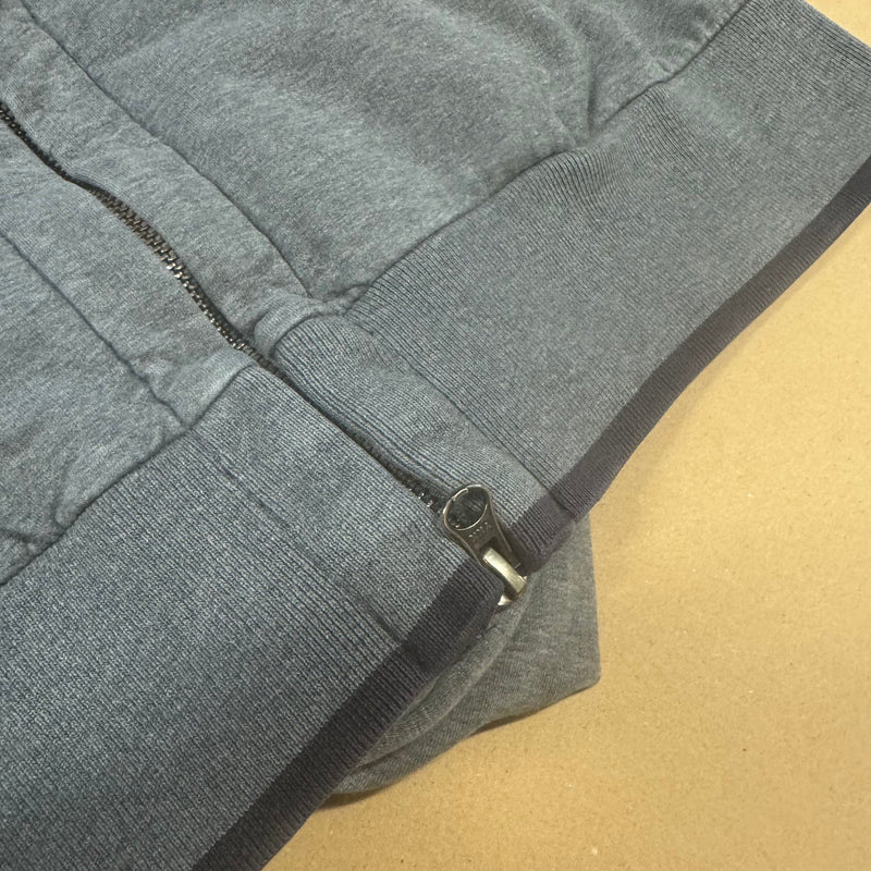 Detailansicht: Sourced limited accessories and clothes Aeronautica Militare vintage grey zip-up – Logo, Nähte oder Material