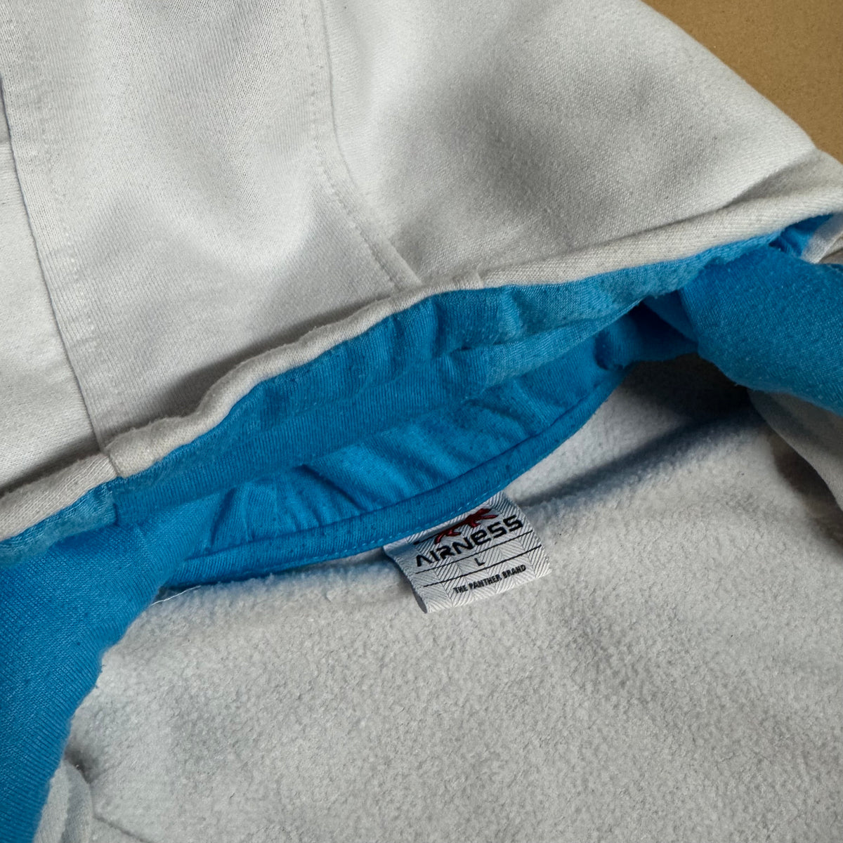 Airness streetwear 00s sweat set – Close-up 2