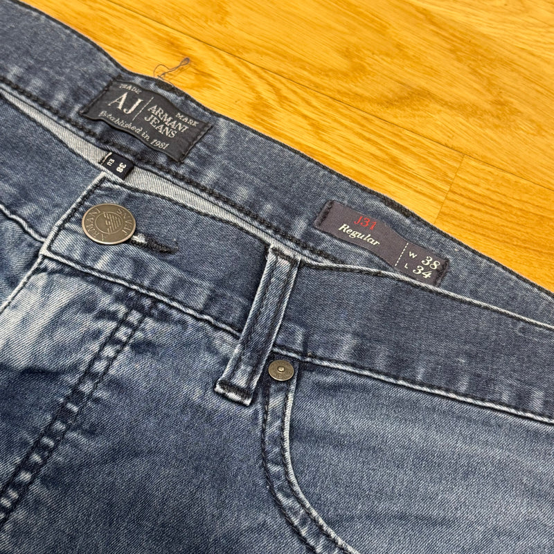Detailansicht: Sourced limited accessories and clothes Armani Jeans classic blue pants – Logo, Nähte oder Material