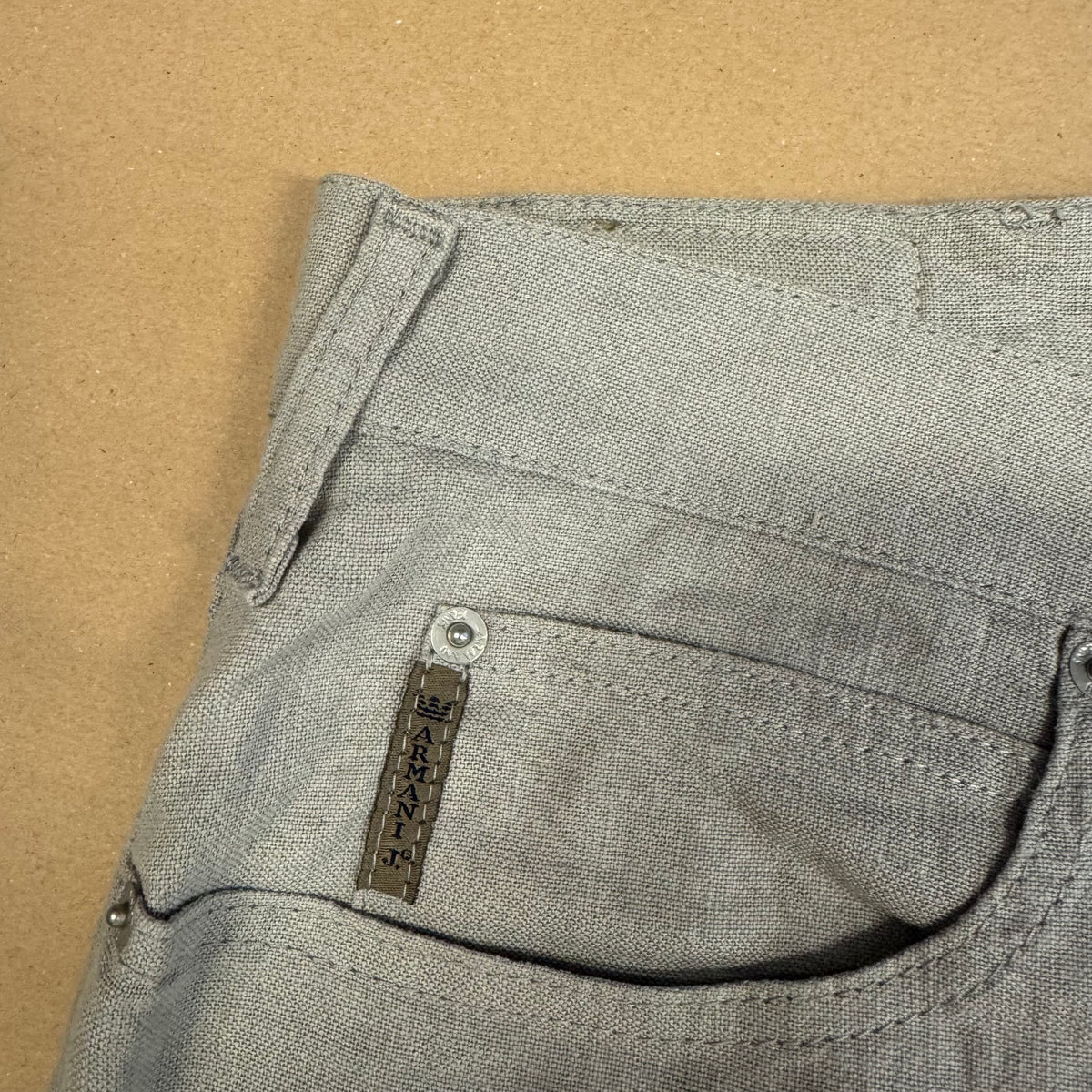 Armani Jeans loose chino pants – Close-up 4